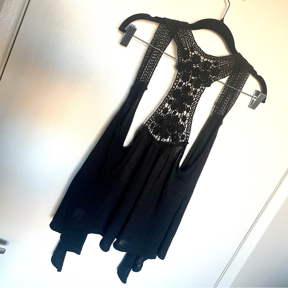 floral lace flowy layering piece - Picture 4 of 4